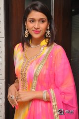 Mannara Chopra Interview About Rogue Movie